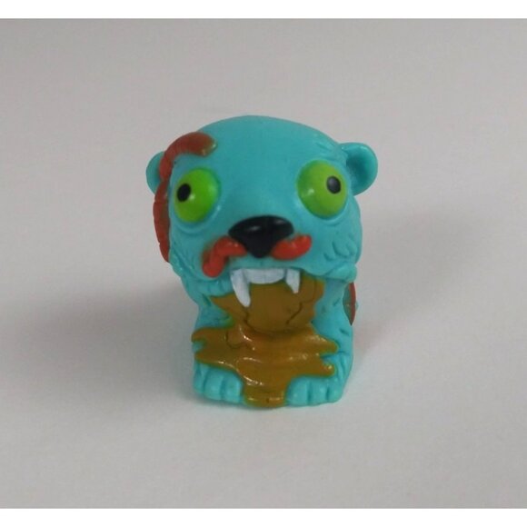 The Ugglys Pet Shop Series 2 Putrid Pets Hairiest Blue Rotten Rodent - Picture 1 of 6